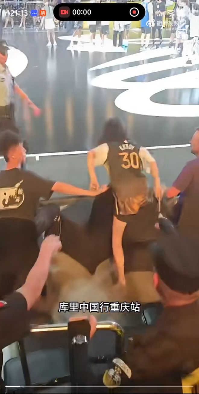  皇家马德里观众热烈欢呼！，库里迎来七赛季出色发挥引发球迷热议