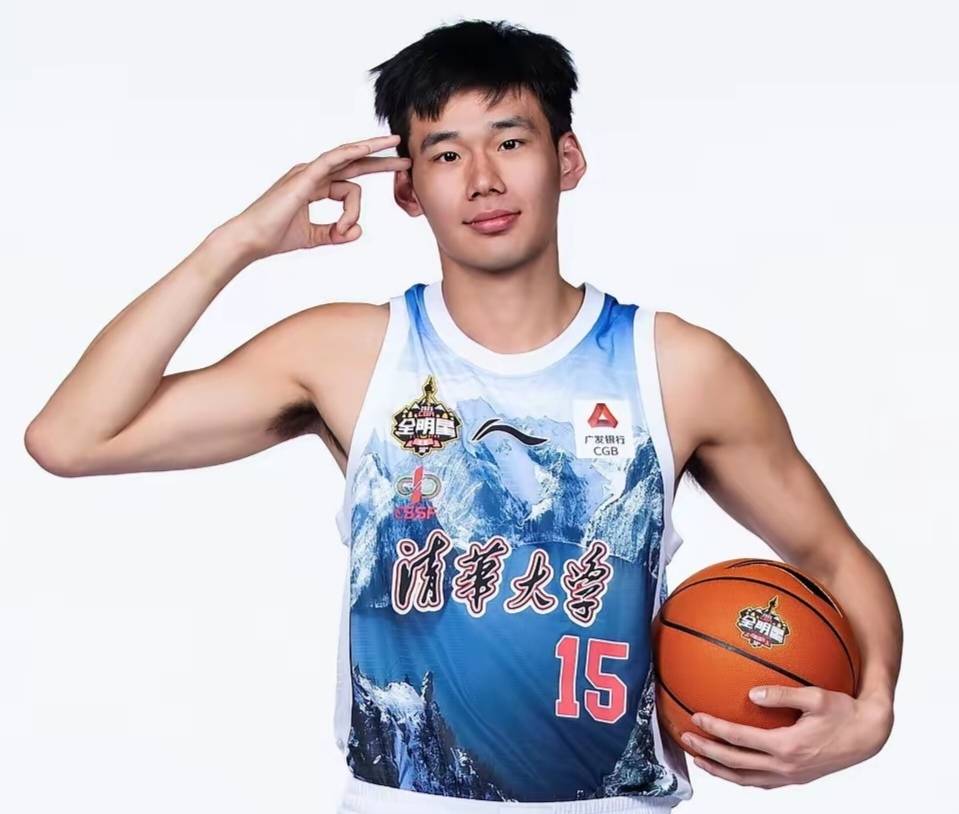 包含CBA常规赛赛程吃紧；福建男篮训练课后篮板制胜；形势明朗；更衣室氛围转暖的词条