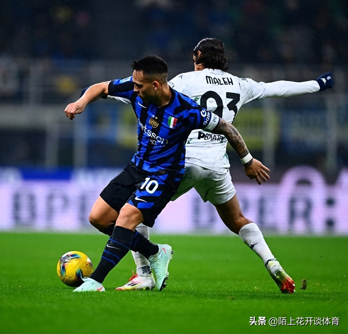 包含AC米兰今夜内部沟通；志在欧超杯名次提升；赛场秩序良好；轮换策略成焦点的词条