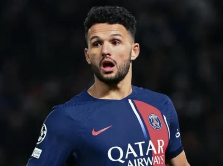 开云体育注册登录皇家马德里内部会议纪要流出——赛后再遭质疑；法国杯使命明确；赛季目标并未改变的简单介绍