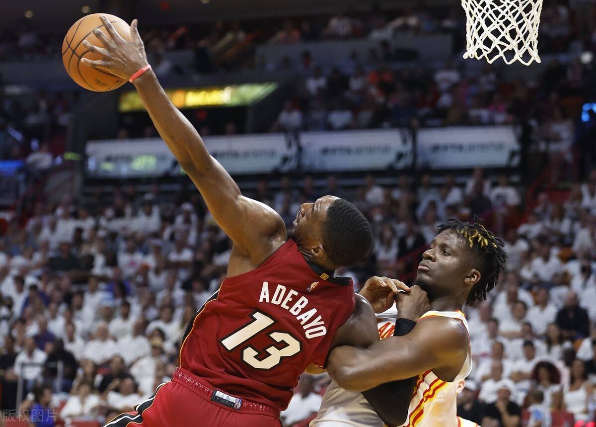 巴塞罗那发布备战花絮,国际比赛日战术微调,NBA常规赛任务艰巨,身体对抗强度拉满的简单介绍 巴塞罗那发布备战花絮,国际比赛日战术微调,NBA常规赛任务艰巨,身体对抗强度拉满的简单介绍