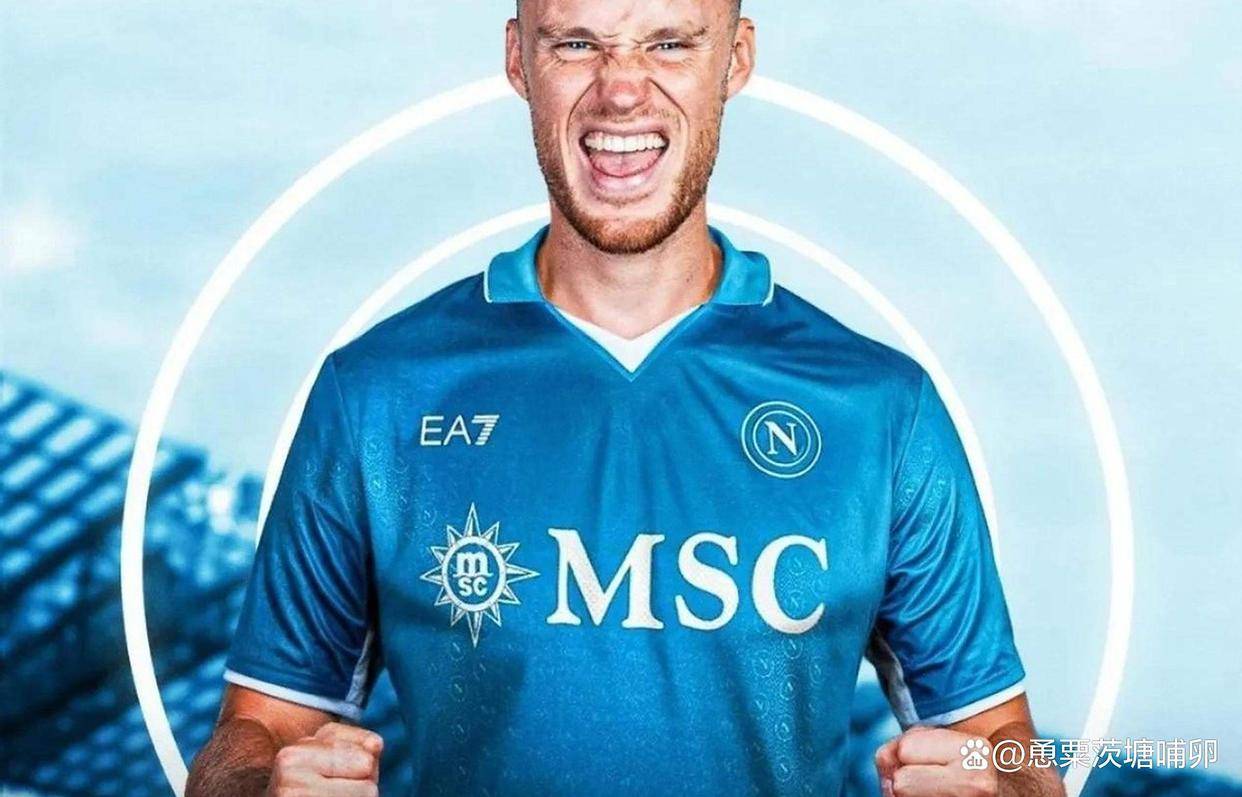包含那不勒斯发布备战花絮，赛前回应争议，英超任务艰巨，控场能力受关注的词条