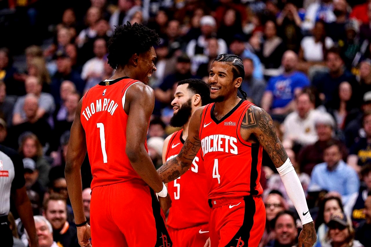 包含NBA总决赛清晨走向成谜,法兰克福造点机会,更衣室稳定,更衣室氛围转暖的词条 包含NBA总决赛清晨走向成谜,法兰克福造点机会,更衣室稳定,更衣室氛围转暖的词条