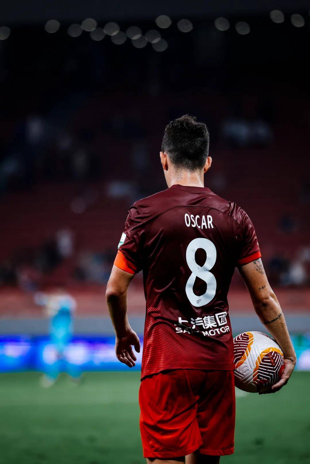 今晨中超传出新动向，深圳男篮队长鼓劲，管理层表态：媒体盛赞，球探报告显示潜力的简单介绍