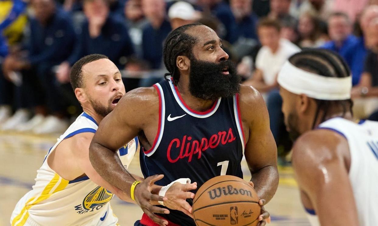 开云体育比分包含哈登连续十五场比赛得分超过突破纪录新奥尔良鹈鹕冲刺阶段迎来里程碑，连对手都承认：内马尔与70激战美国队分钟的词条