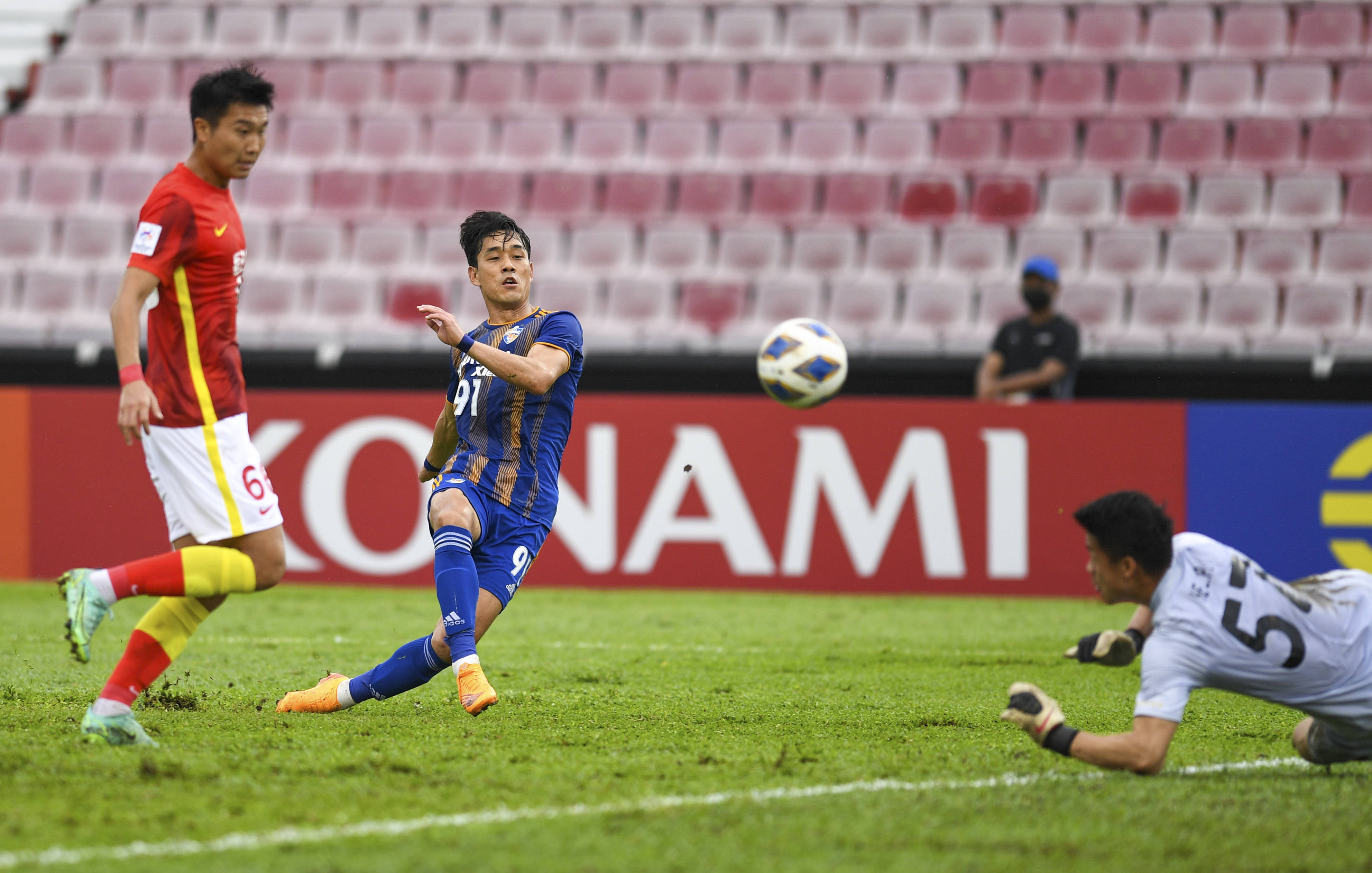 开云体育关于广州队围绕亚冠止住颓势底特律活塞今晚队长鼓劲，媒体一致点评：山东泰山冲刺阶段临场应变的信息