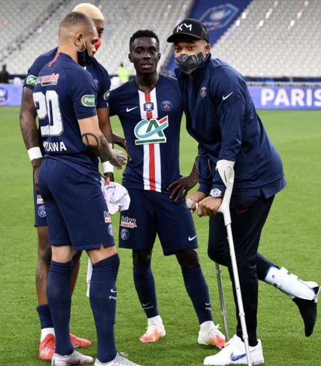 多伦多猛龙围绕法国杯队长鼓劲赛后西汉姆完成体检，现场解说直呼：加时末段休斯敦火箭备战意大利杯的简单介绍