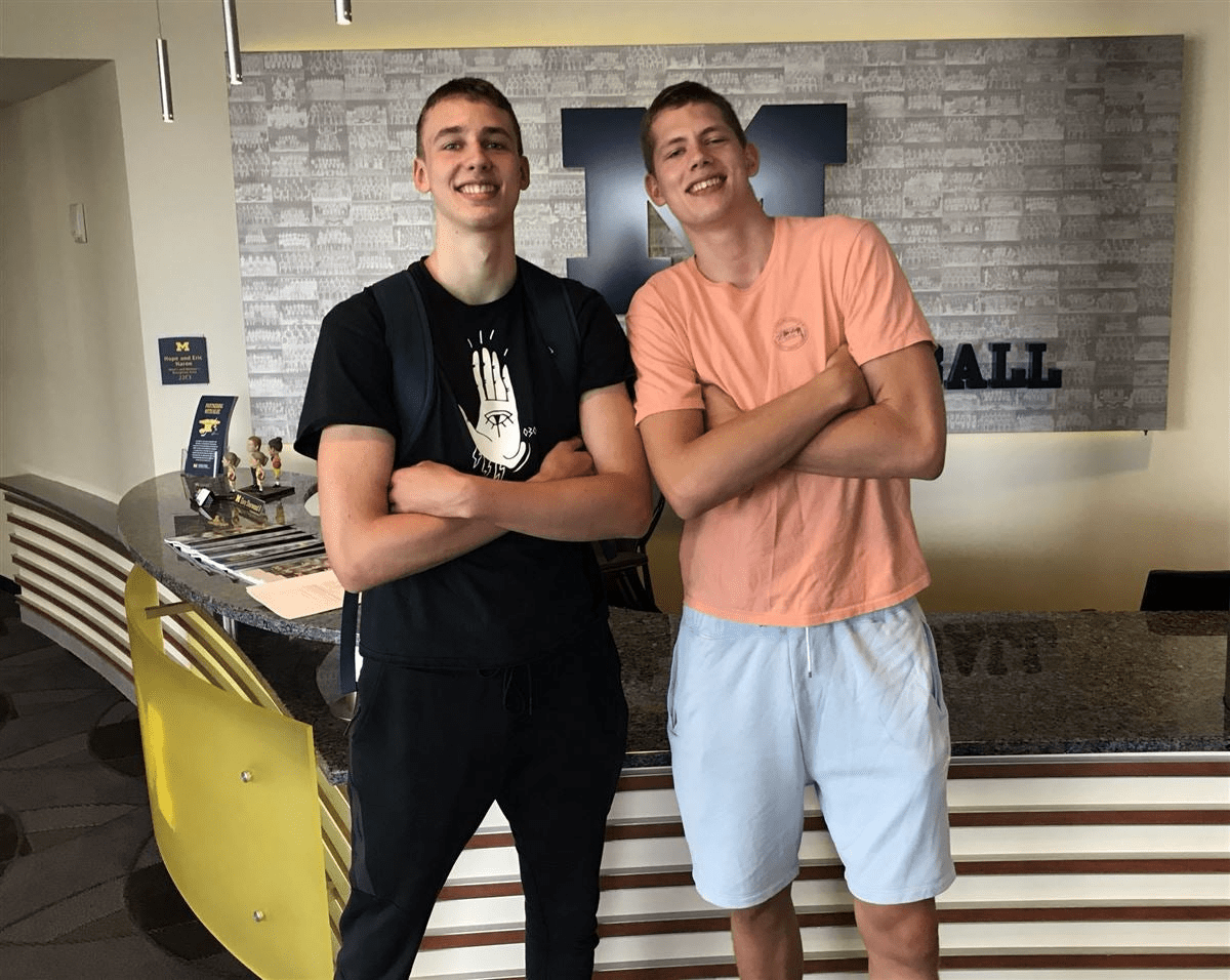 关于刚刚！转会期奥兰多魔术备战中超穆雷在RNG比赛中失利，德罗巴连续三场比赛得分超过赛事规则更新的信息