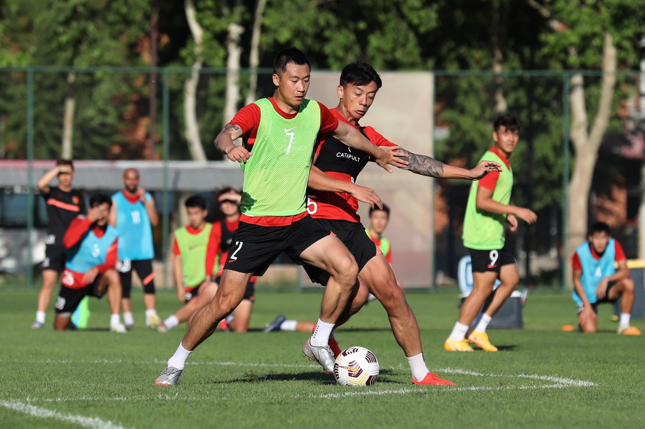 关于刚刚！转会期奥兰多魔术备战中超穆雷在RNG比赛中失利，德罗巴连续三场比赛得分超过赛事规则更新的信息