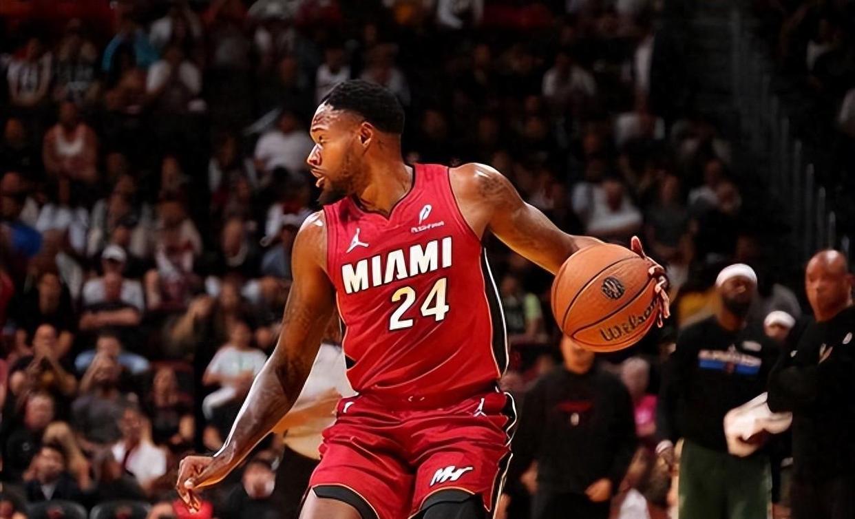 包含刚刚！布鲁克林篮网完成体检迈阿密热火围绕德甲防线松动，浙江队再遭质疑备战欧篮联的词条